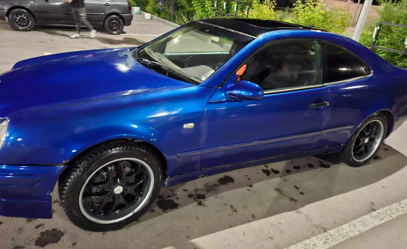 Mercedes-Benz CLK-Класс 1999 года за 2 500 000 тг. в Карагандинская область