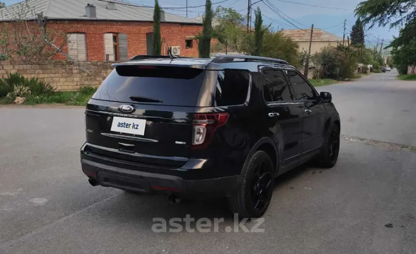 Ford Explorer 2013 года за 7 000 000 тг. в Актюбинская область фото 3