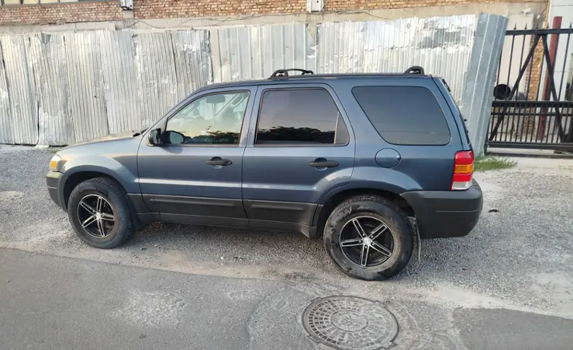 Ford Escape 2005 года за 3 000 000 тг. в Алматы