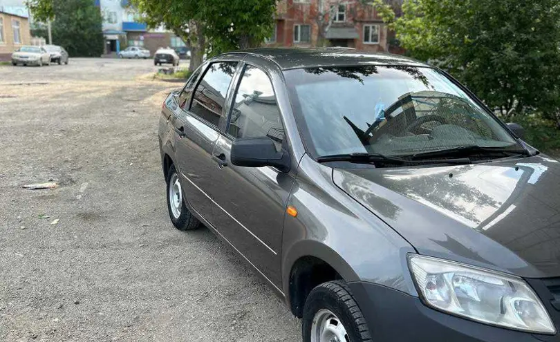 LADA (ВАЗ) Granta 2013 года за 2 000 000 тг. в Астана фото 4