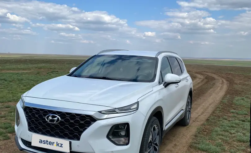 Hyundai Santa Fe 2019 года за 13 700 000 тг. в Актюбинская область