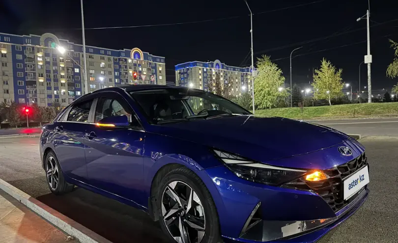 Hyundai Elantra 2021 года за 9 100 000 тг. в Астана