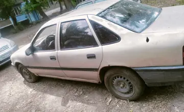 Opel Vectra 1992 года за 450 000 тг. в Караганда фото 1
