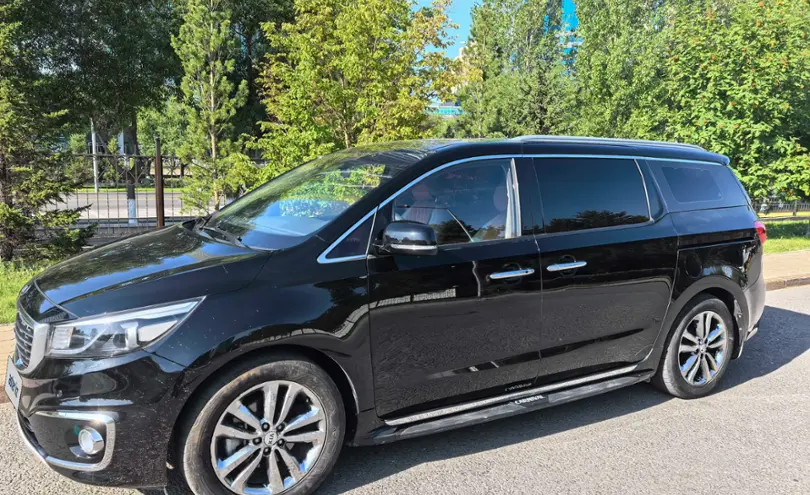 Kia Carnival 2017 года за 14 000 000 тг. в Астана