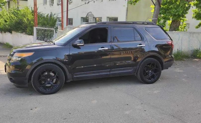 Ford Explorer 2013 года за 7 000 000 тг. в Актюбинская область фото 4