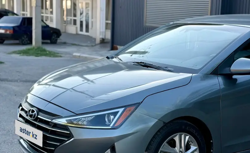 Hyundai Elantra 2018 года за 7 800 000 тг. в Шымкент