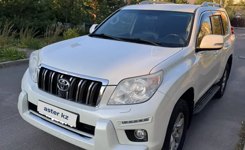 Toyota Land Cruiser Prado 2013 года за 15 000 000 тг. в Астана