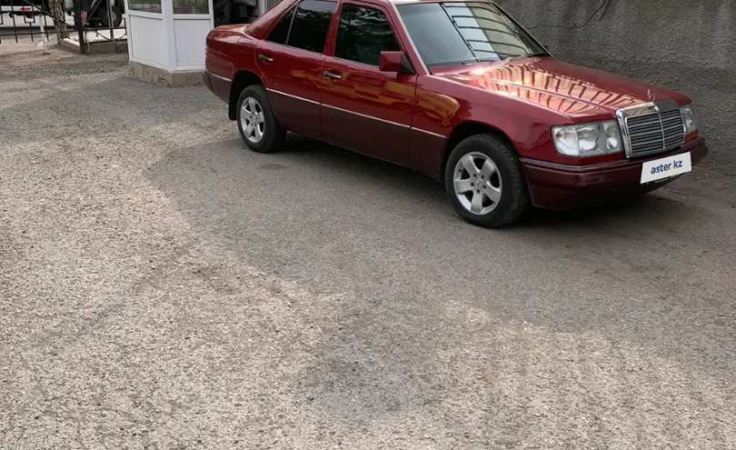 Mercedes-Benz E-Класс 1992 года за 2 300 000 тг. в Карагандинская область