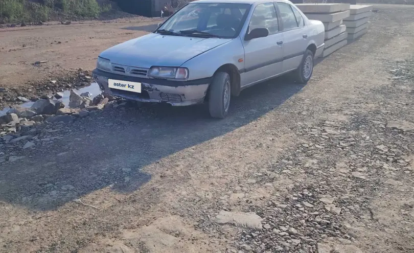 Nissan Primera 1991 года за 600 000 тг. в Астана