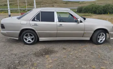 Mercedes-Benz E-Класс 1992 года за 2 000 000 тг. в Караганда фото 4