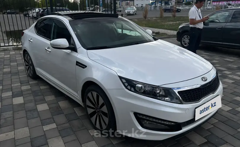 Kia K5 2012 года за 8 000 000 тг. в Тараз фото 3