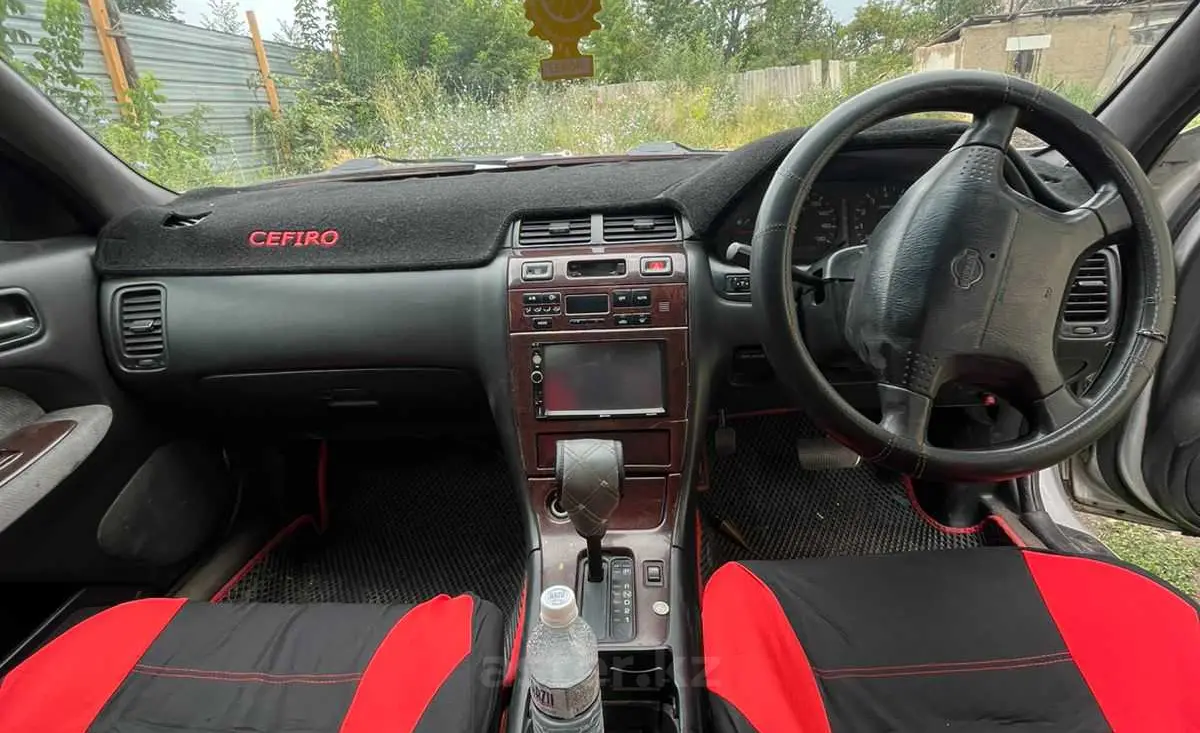 Nissan Cefiro 1995