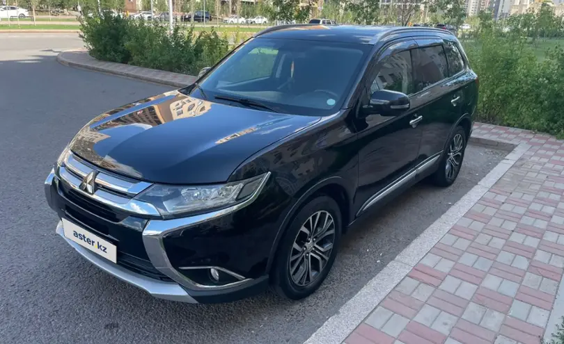 Mitsubishi Outlander 2015 года за 9 500 000 тг. в Астана