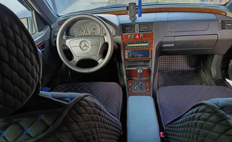 Mercedes-Benz C-Класс 1997 года за 3 000 000 тг. в Шымкент фото 3
