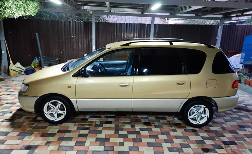 Toyota Picnic 1999 года за 2 590 000 тг. в Алматы