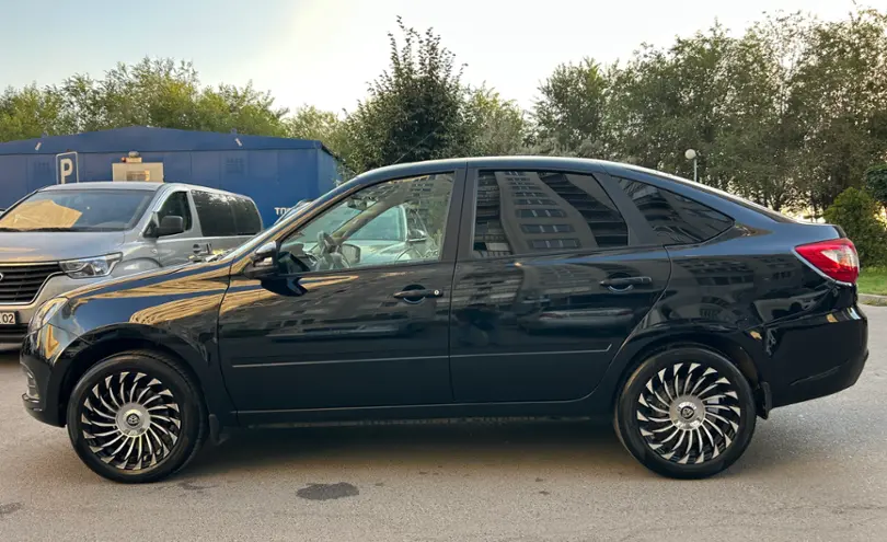 LADA (ВАЗ) Granta 2024 года за 5 500 000 тг. в Алматы