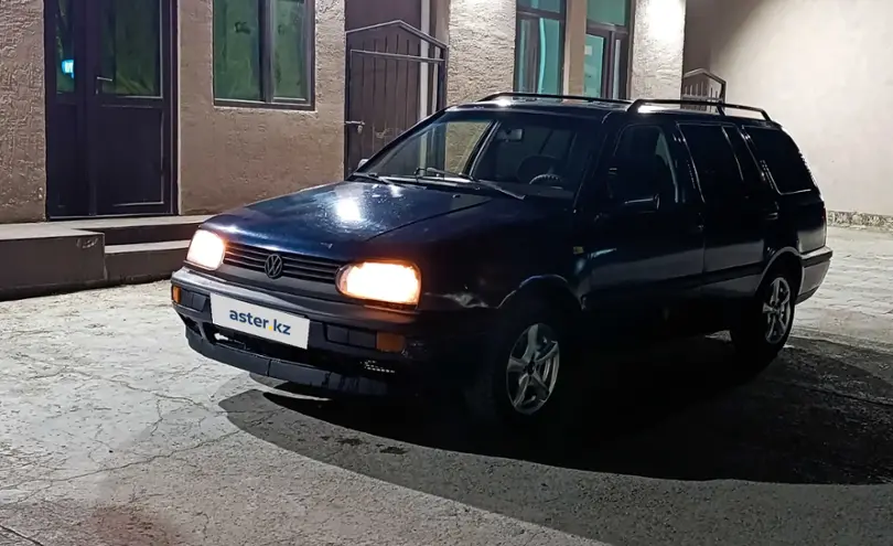 Volkswagen Golf 1993 года за 1 300 000 тг. в Актау