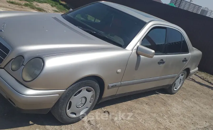Mercedes-Benz E-Класс 1996 года за 2 500 000 тг. в Уральск