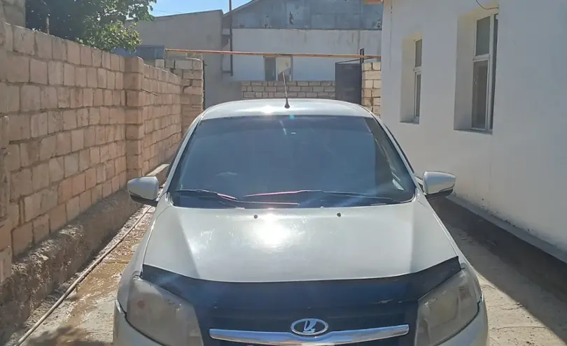 LADA (ВАЗ) Granta 2015 года за 2 200 000 тг. в Актау