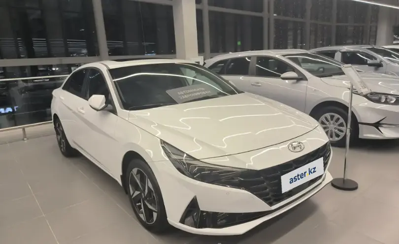 Hyundai Elantra 2022 года за 10 500 000 тг. в Астана