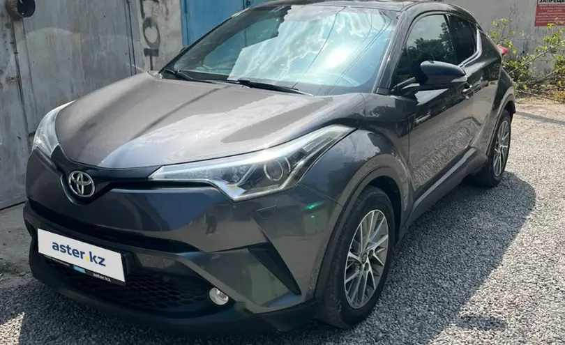 Toyota C-HR 2018 года за 8 200 000 тг. в Шымкент