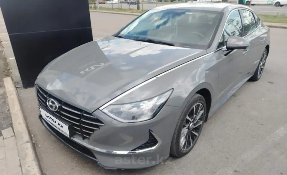 Hyundai Sonata 2022 года за 12 000 000 тг. в Астана фото 1