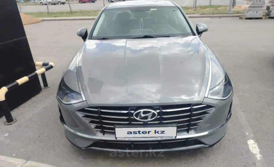 Hyundai Sonata 2022 года за 12 000 000 тг. в Астана фото 2