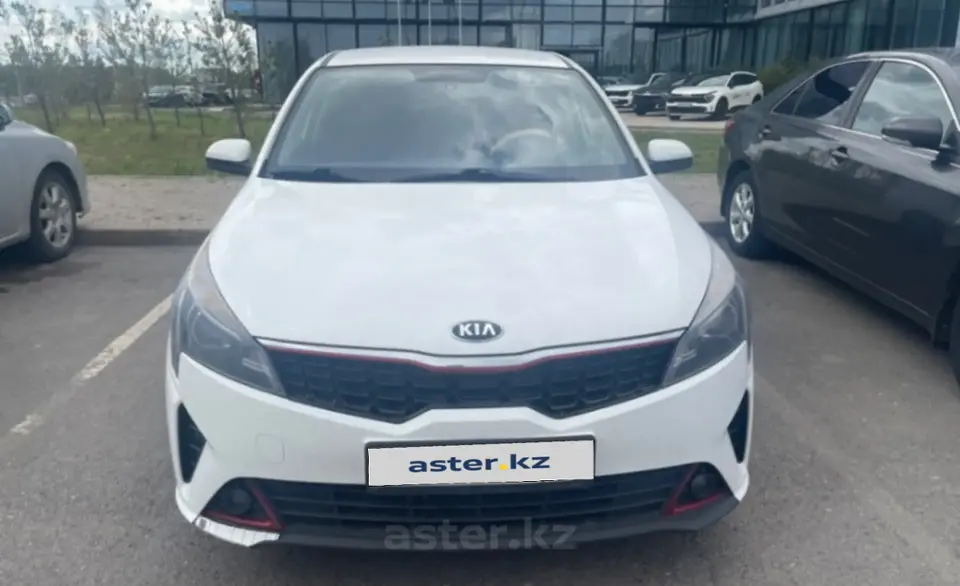 Kia Rio 2021 года за 8 500 000 тг. в Астана фото 2