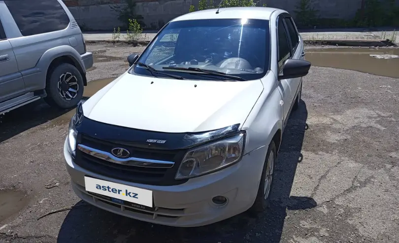 LADA (ВАЗ) Granta 2018 года за 3 200 000 тг. в Усть-Каменогорск