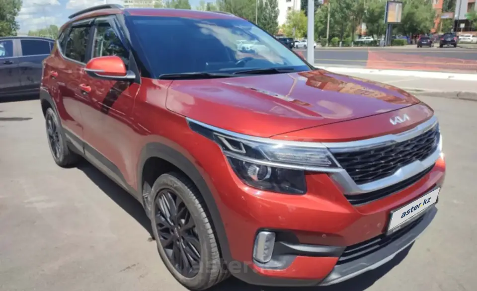 Kia Seltos 2022 года за 10 000 000 тг. в Астана фото 3