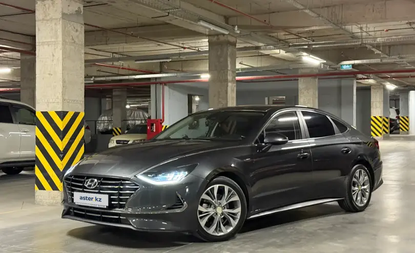 Hyundai Sonata 2019 года за 11 000 000 тг. в Астана