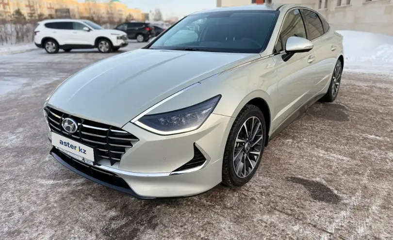 Hyundai Sonata 2023 года за 13 300 000 тг. в Астана