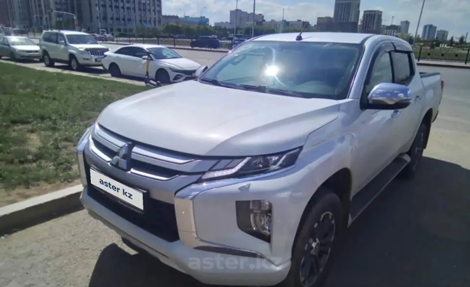 Mitsubishi L200 2021 года за 16 000 000 тг. в Астана фото 1