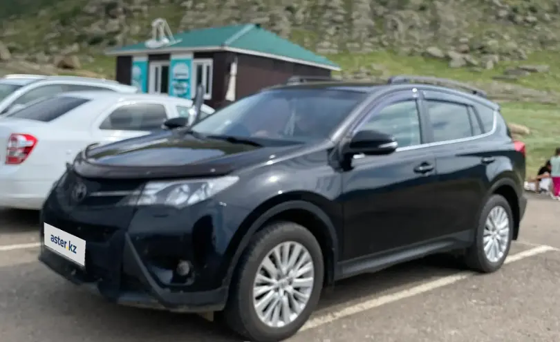 Toyota RAV4 2013 года за 10 000 000 тг. в Семей