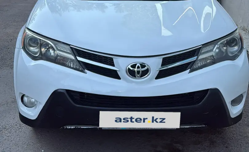 Toyota RAV4 2013 года за 8 500 000 тг. в Астана