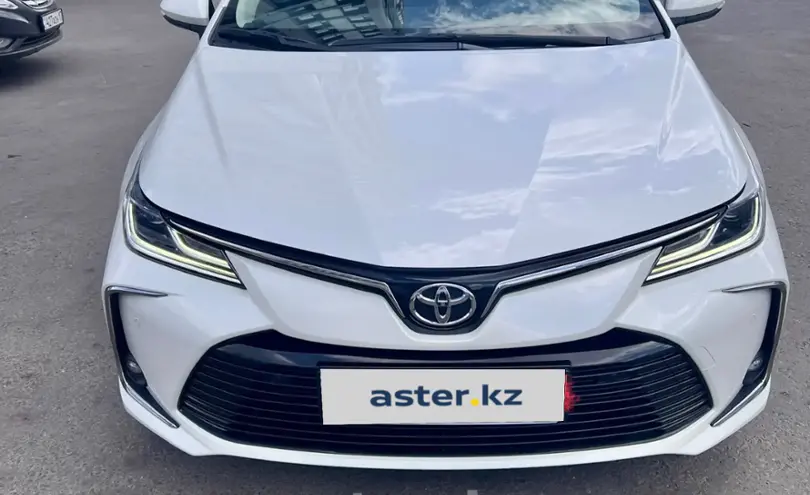 Toyota Corolla 2021 года за 12 000 000 тг. в Астана