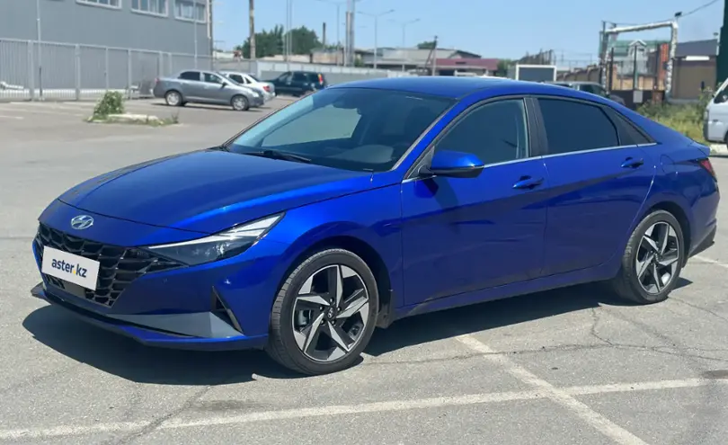 Hyundai Elantra 2022 года за 9 800 000 тг. в Алматы