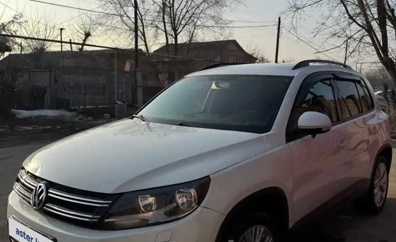 Volkswagen Tiguan 2016 года за 8 000 000 тг. в Алматы
