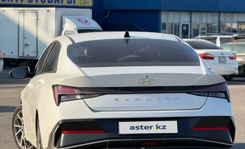Hyundai Elantra 2024 года за 9 500 000 тг. в Алматы