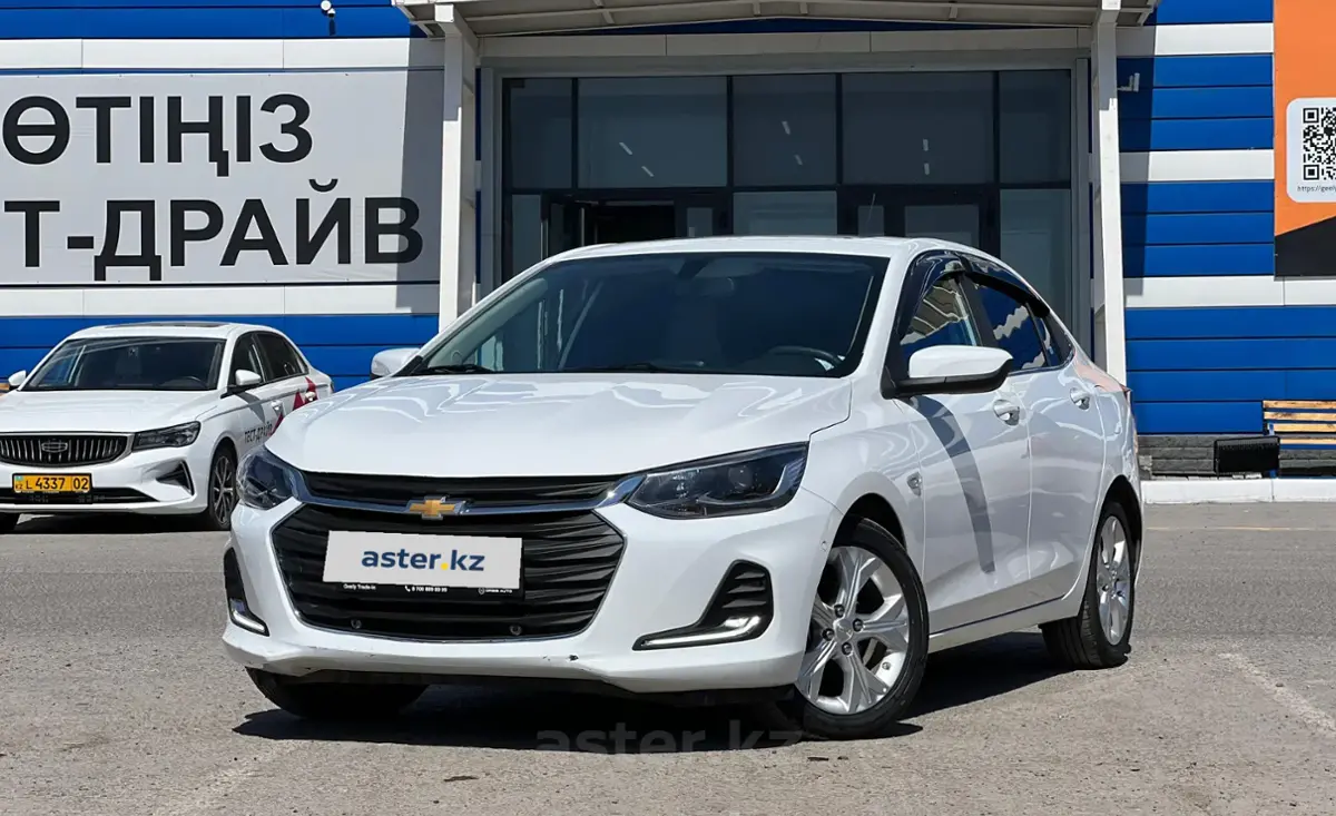 Chevrolet Onix 2023 года за 6 390 000 тг. в Караганда