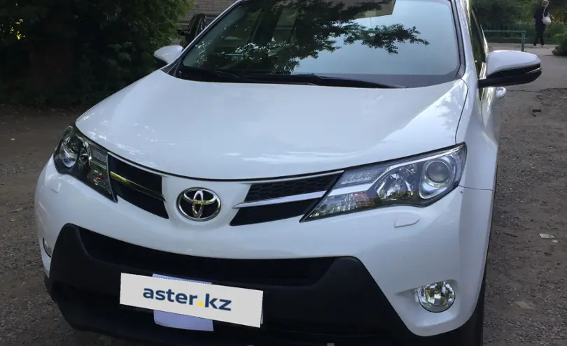 Toyota RAV4 2015 года за 11 000 000 тг. в Усть-Каменогорск