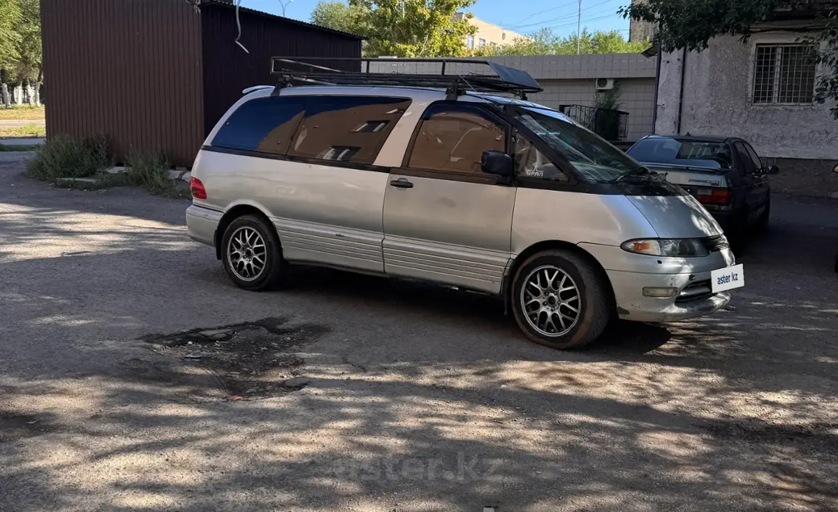 Toyota Estima 1992 года за 2 000 000 тг. в Карагандинская область