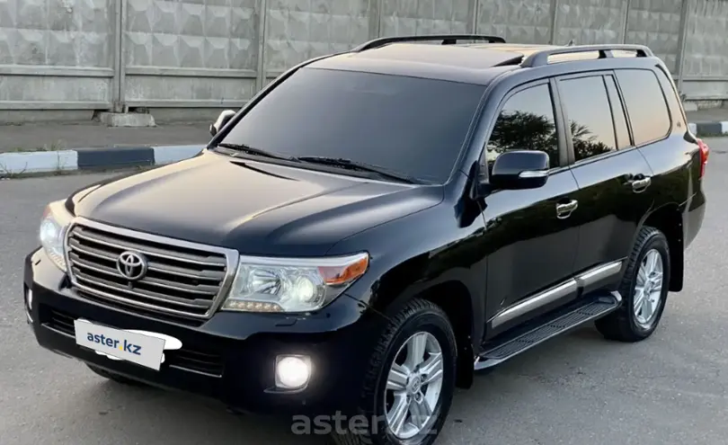 Toyota Land Cruiser 2013 года за 15 500 000 тг. в Астана