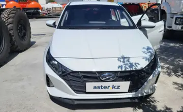 Hyundai i20 2023 года за 7 700 000 тг. в Актобе фото 2