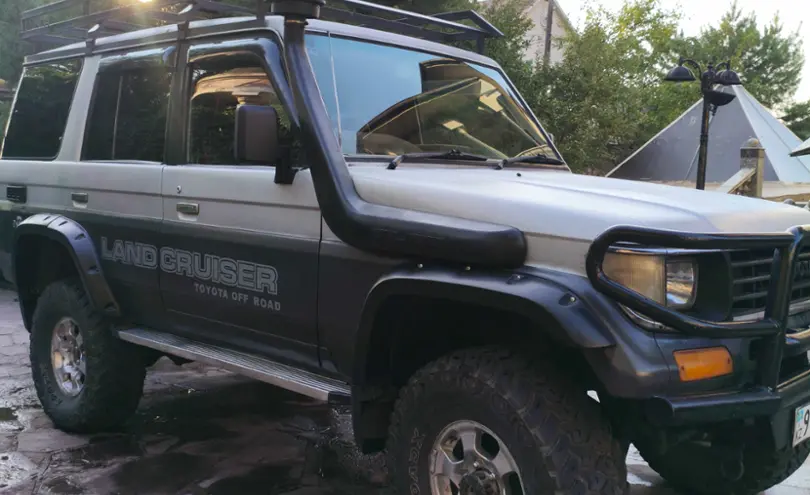 Toyota Land Cruiser Prado 1992 года за 3 800 000 тг. в Алматы