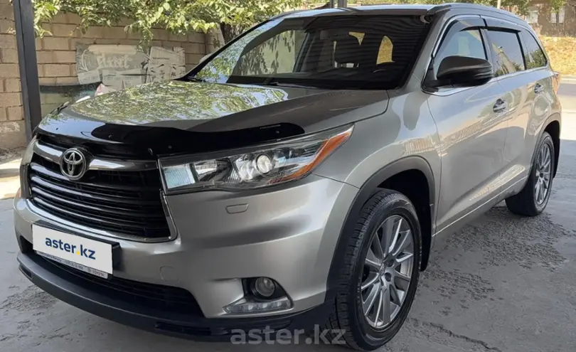 Toyota Highlander 2015 года за 14 000 000 тг. в Шымкент