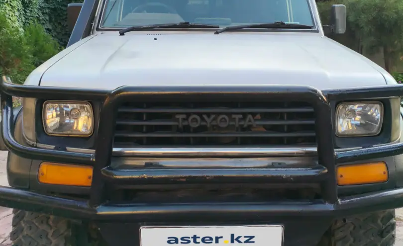 Toyota Land Cruiser Prado 1992 года за 3 000 000 тг. в Алматы