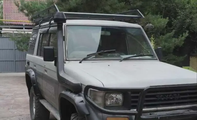 Toyota Land Cruiser Prado 1992 года за 5 000 000 тг. в Алматы