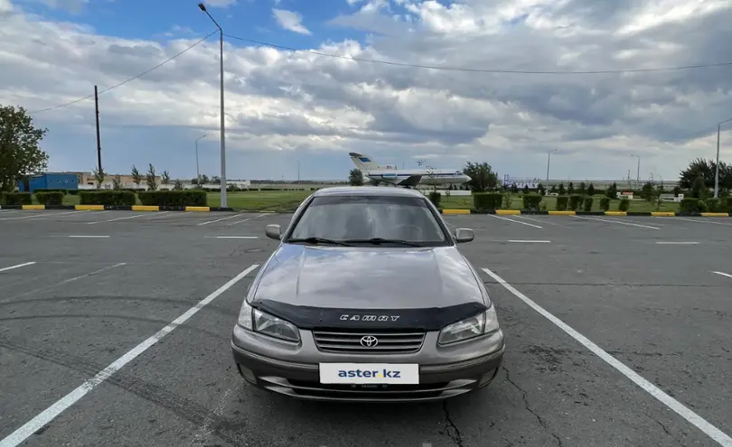 Toyota Camry 1997 года за 3 500 000 тг. в Семей