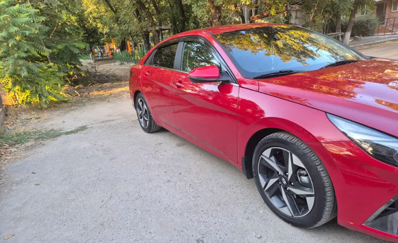 Hyundai Elantra 2021 года за 9 800 000 тг. в Шымкент